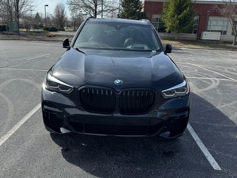 Used 2023 BMW X5 xDrive40i w/ M Sport Package AWD/4WD image 2