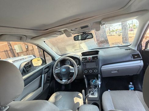Used 2015 Subaru Forester 2.5i Limited AWD/4WD image 10