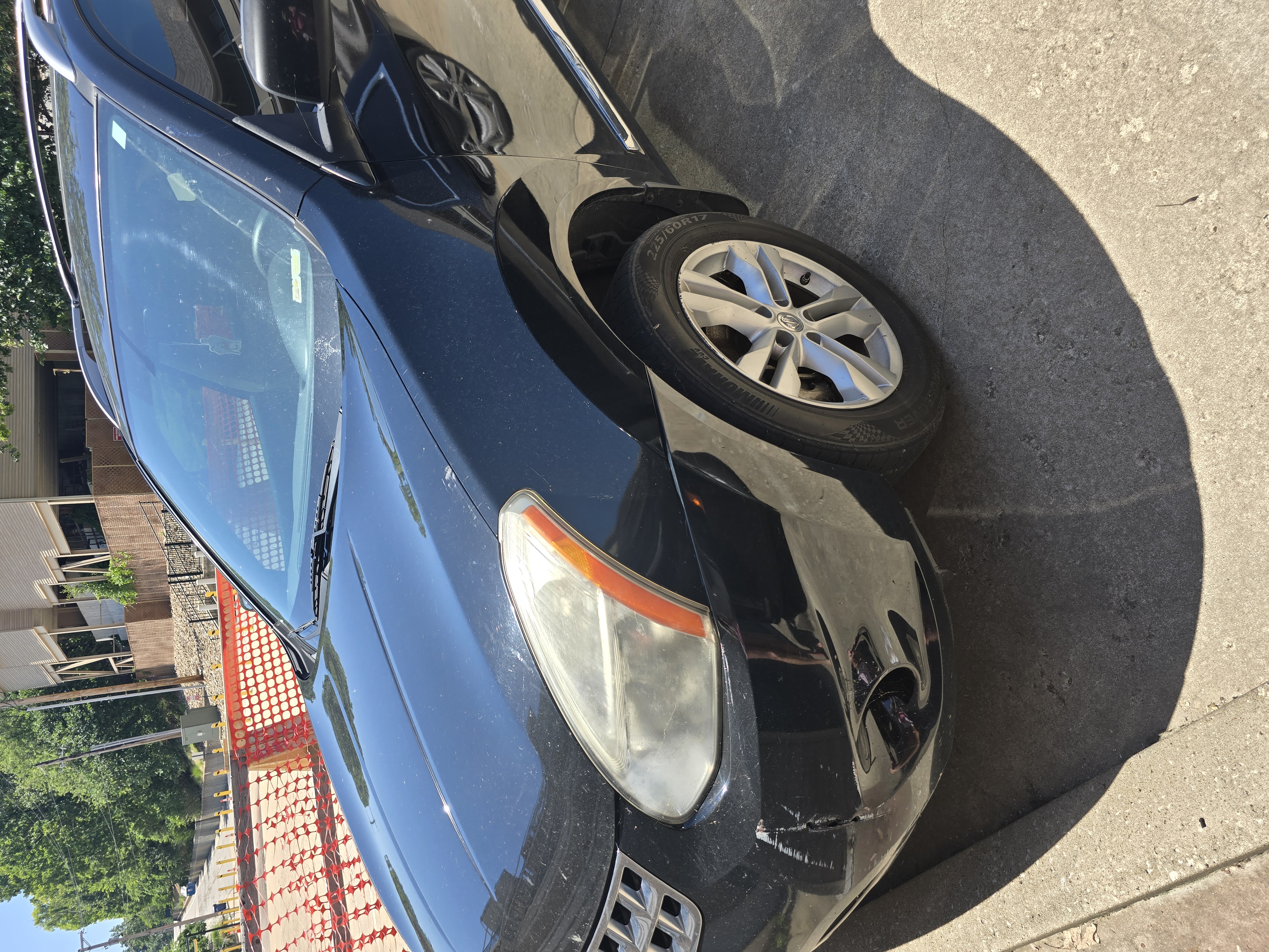 Used 2012 Nissan Rogue SV FWD image 8