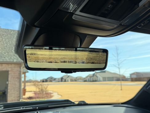 Used 2022 RAM 1500 Limited image 9