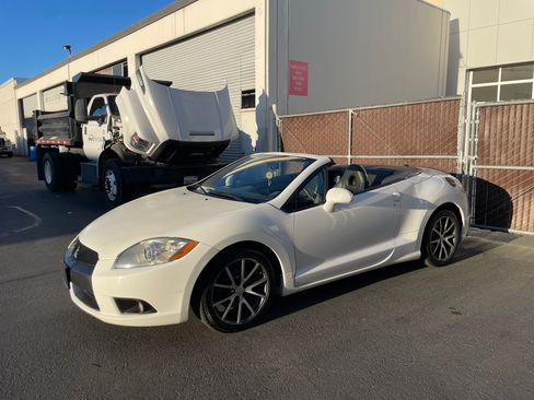 Used 2011 Mitsubishi Eclipse GT image 4