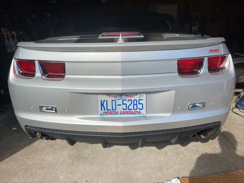 Used 2011 Chevrolet Camaro SS w/ RS Package image 16