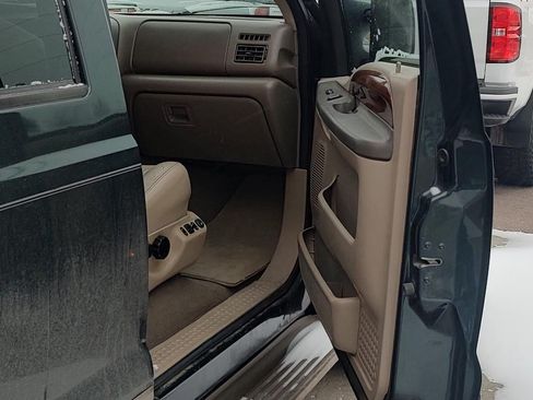 Used 2002 Ford Excursion XLT image 14