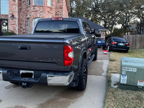 Used 2019 Toyota Tundra SR5 w/ SR5 Upgrade Package RWD image 5