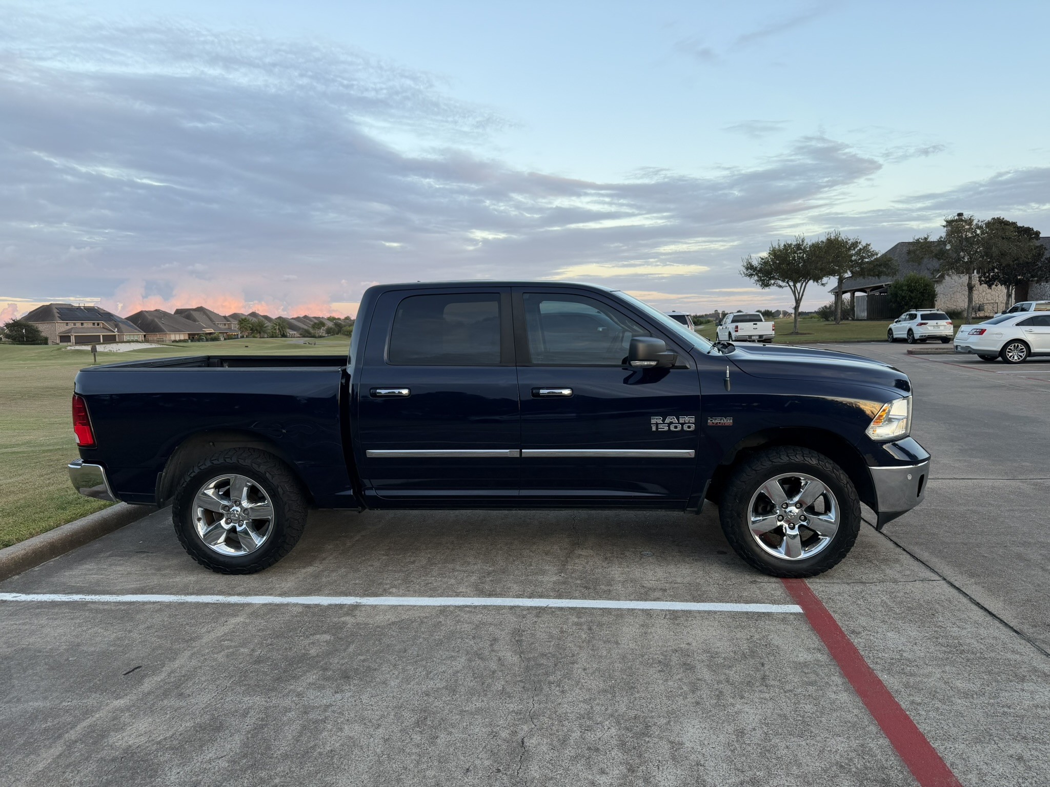 Used 2016 RAM 1500 Lone Star RWD image 9