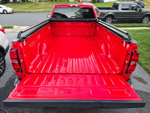 Used 2016 Chevrolet Silverado 1500 LT w/ LT Convenience Package image 12