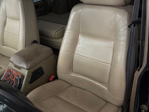 Used 1998 Land Rover Discovery LSE image 8