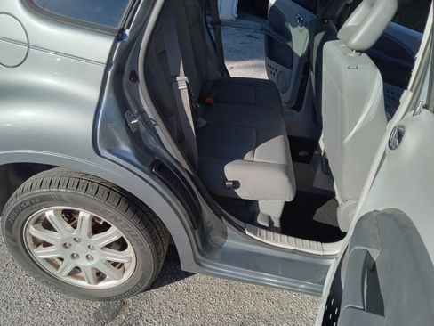 Used 2010 Chrysler PT Cruiser image 17