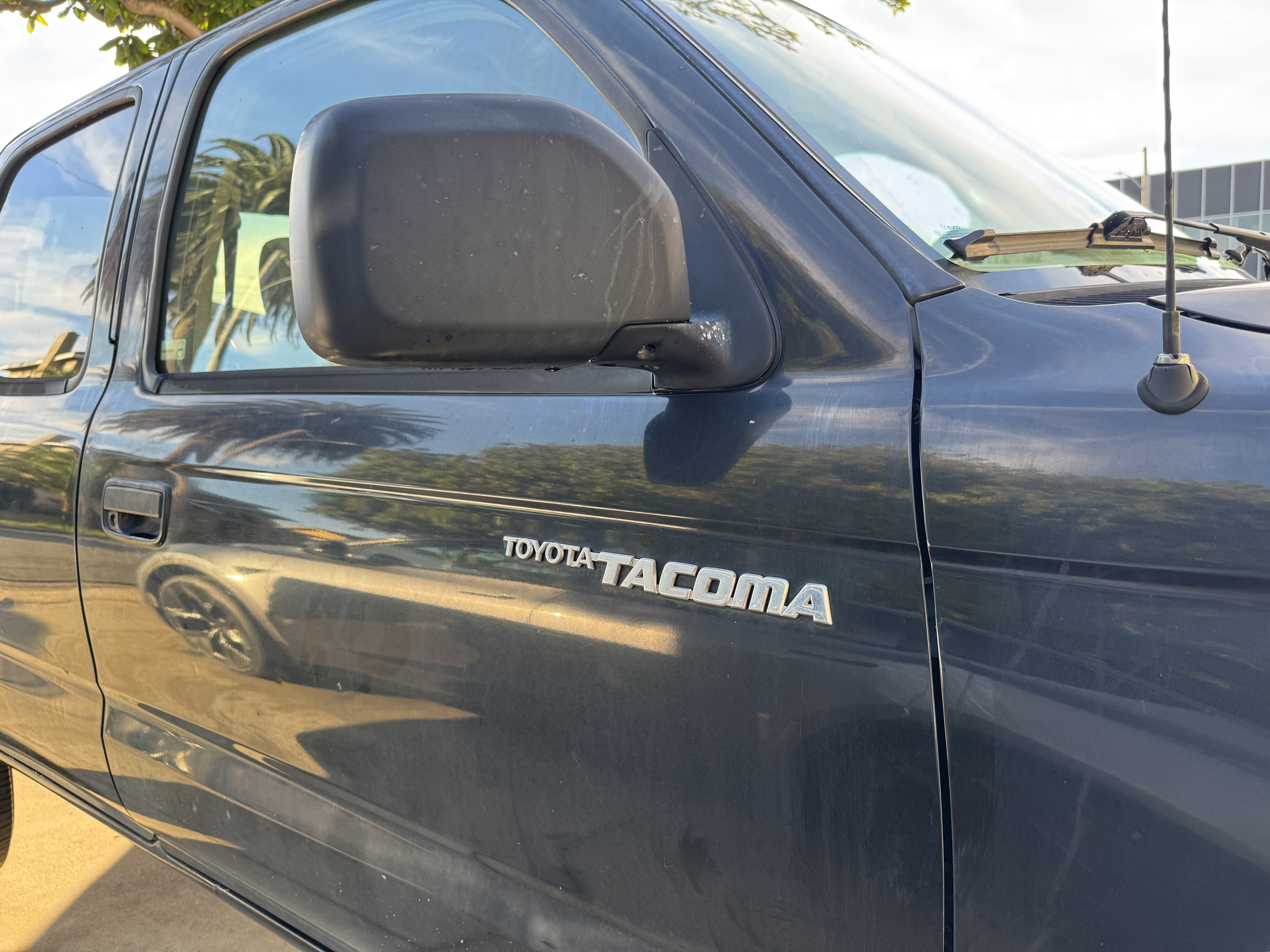Used 2004 Toyota Tacoma PreRunner RWD image 11