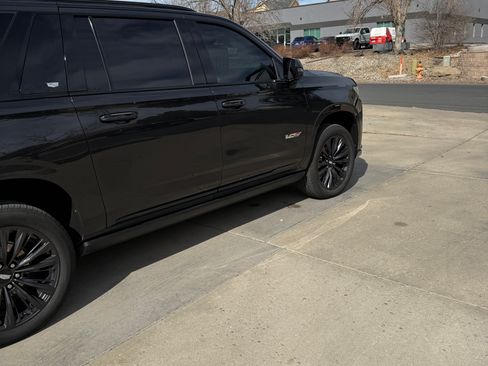 Used 2024 Cadillac Escalade ESV V w/ LPO, ONYX Package image 2