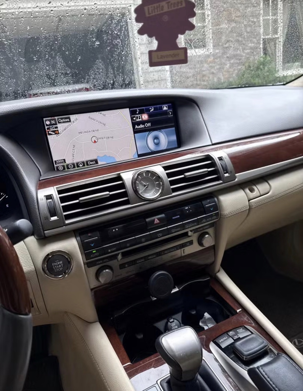 Used 2015 Lexus LS 460 w/ Ultra Luxury Package RWD image 8