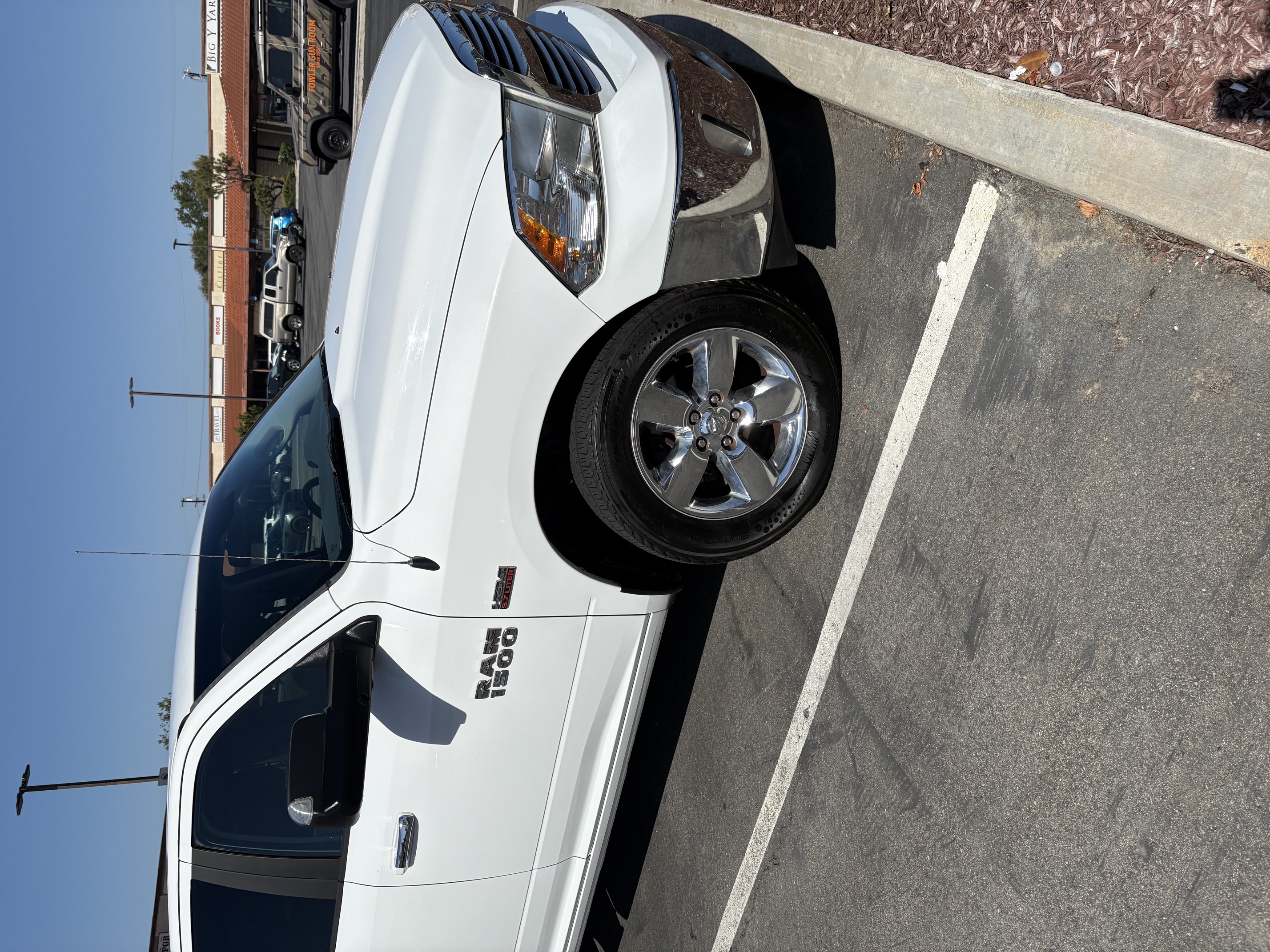 Used 2015 RAM 1500 Big Horn RWD image 4