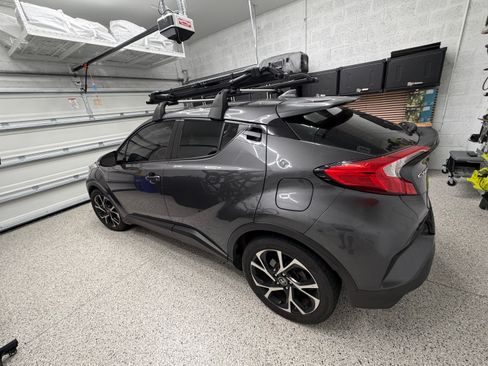 Used 2018 Toyota C-HR XLE image 10