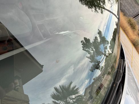 Used 2011 Toyota Camry LE image 15