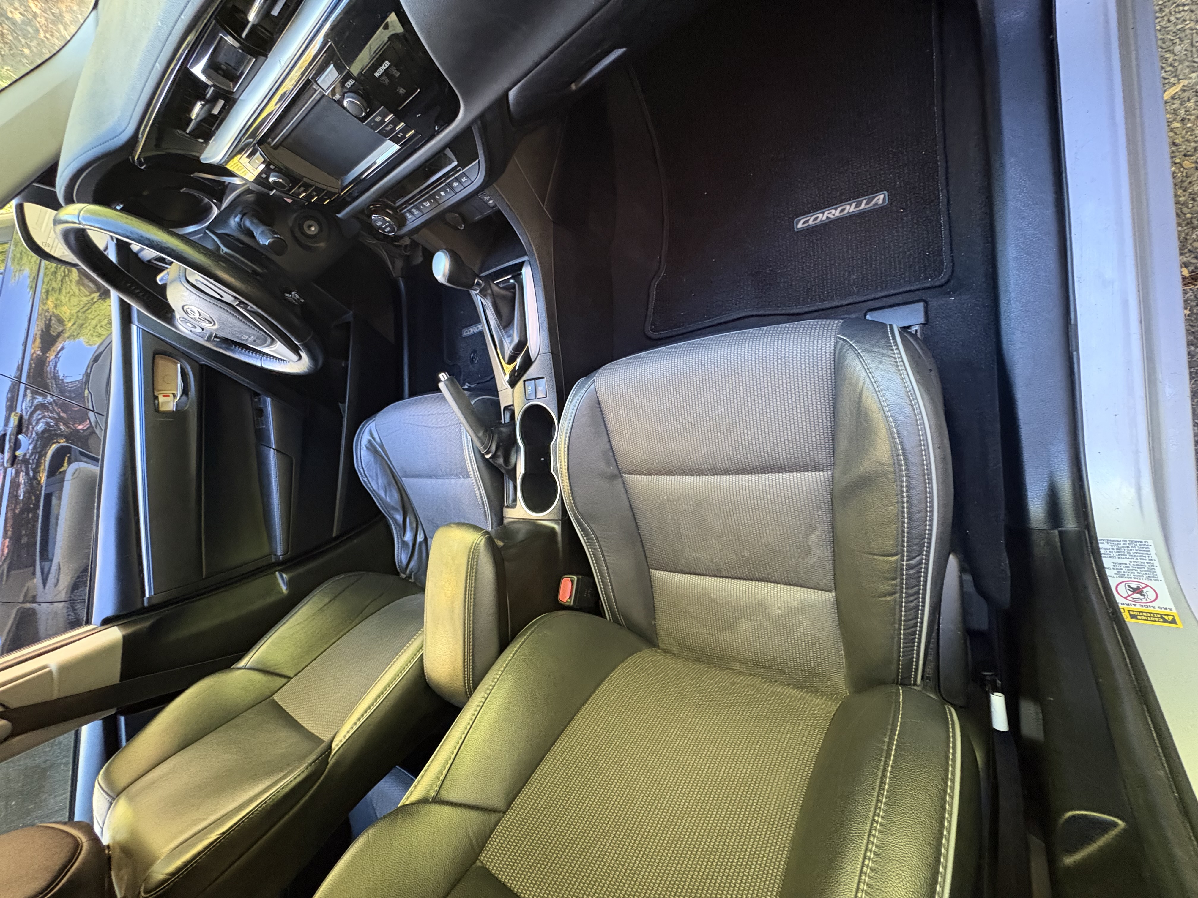 Used 2015 Toyota Corolla S FWD image 10