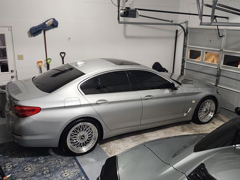 Used 2017 BMW 530i image 6