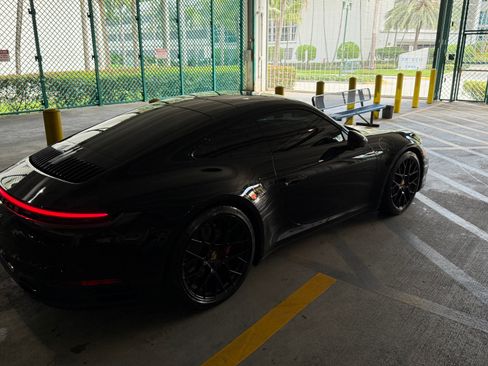 Used 2024 Porsche 911 Carrera S image 5