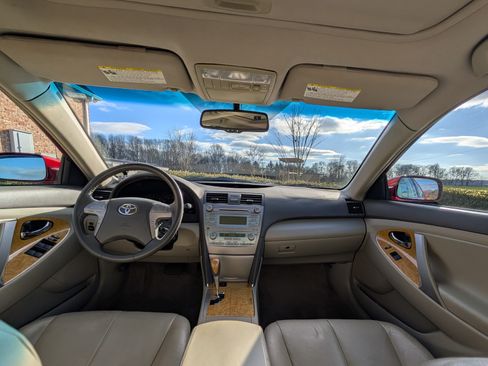 Used 2007 Toyota Camry XLE image 11