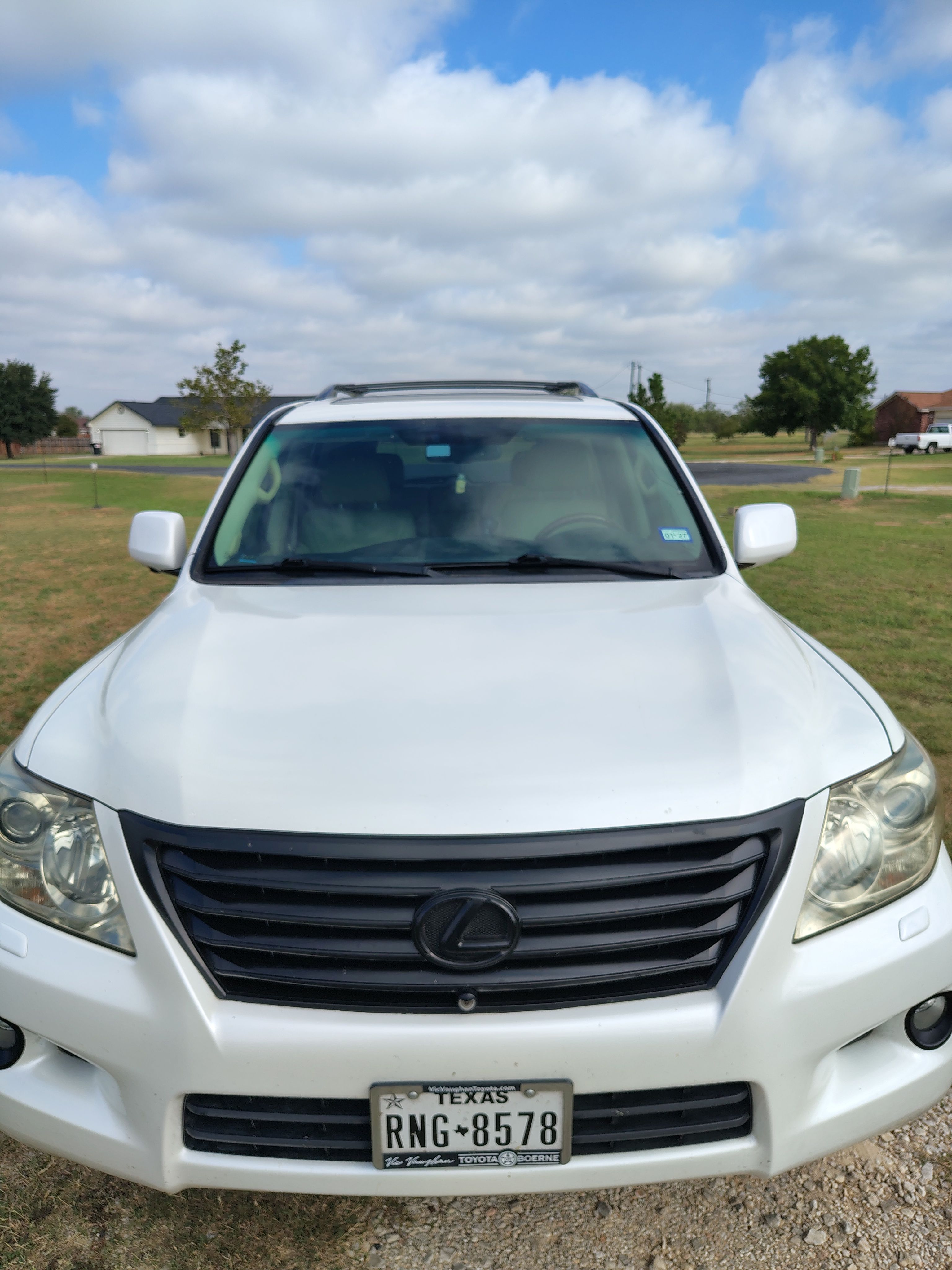 Used 2010 Lexus LX 570 4WD image 9