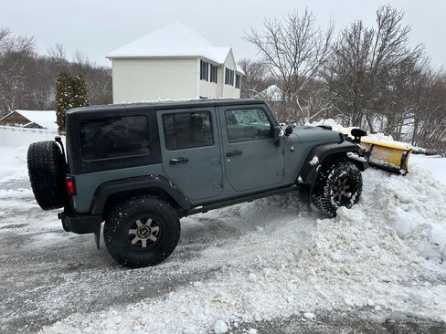Used 2014 Jeep Wrangler Unlimited Sport w/ Quick Order Package 24S image 11