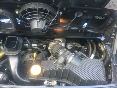 Used 2000 Porsche 911 Carrera image 14