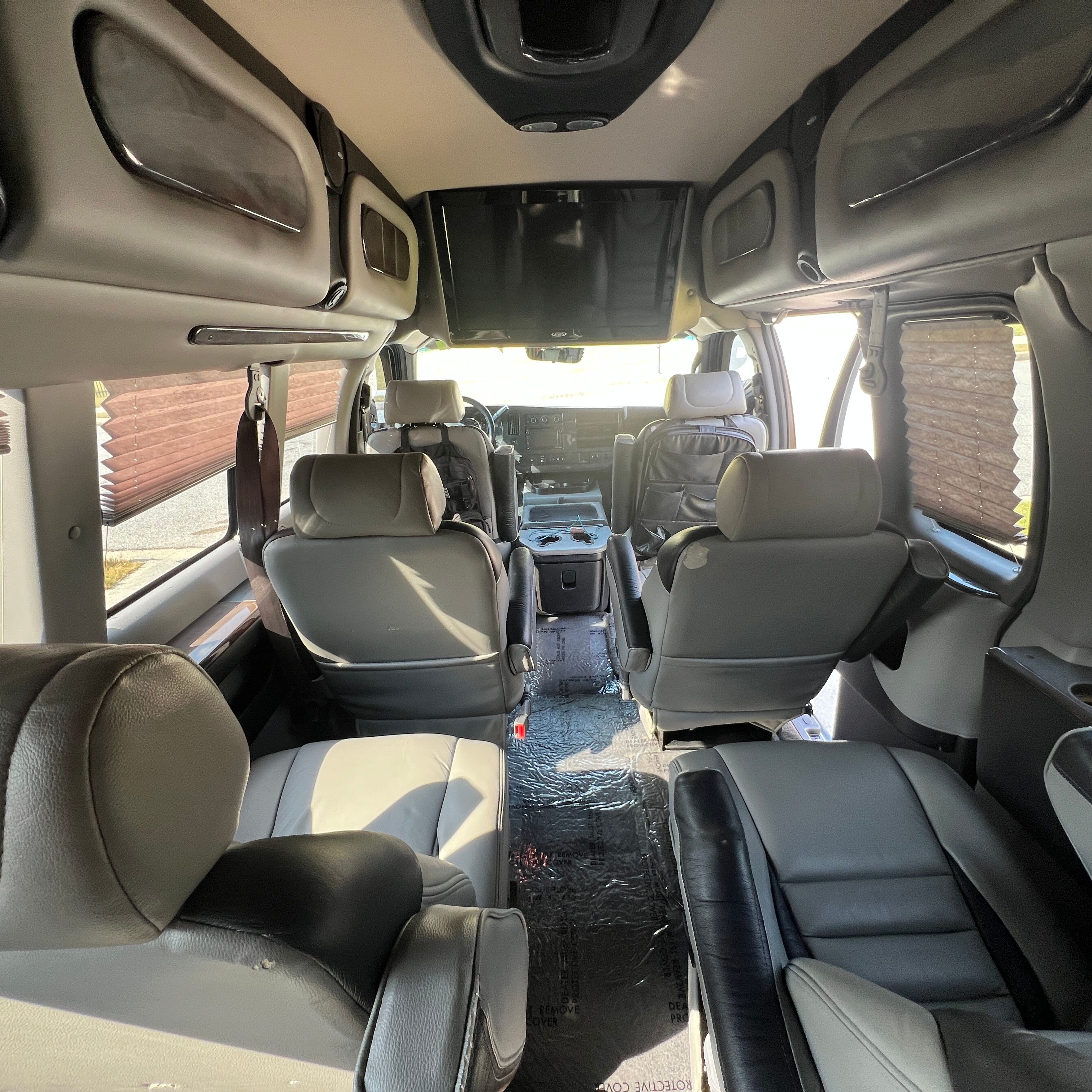 Used 2015 GMC Savana 2500 Extended RWD image 10