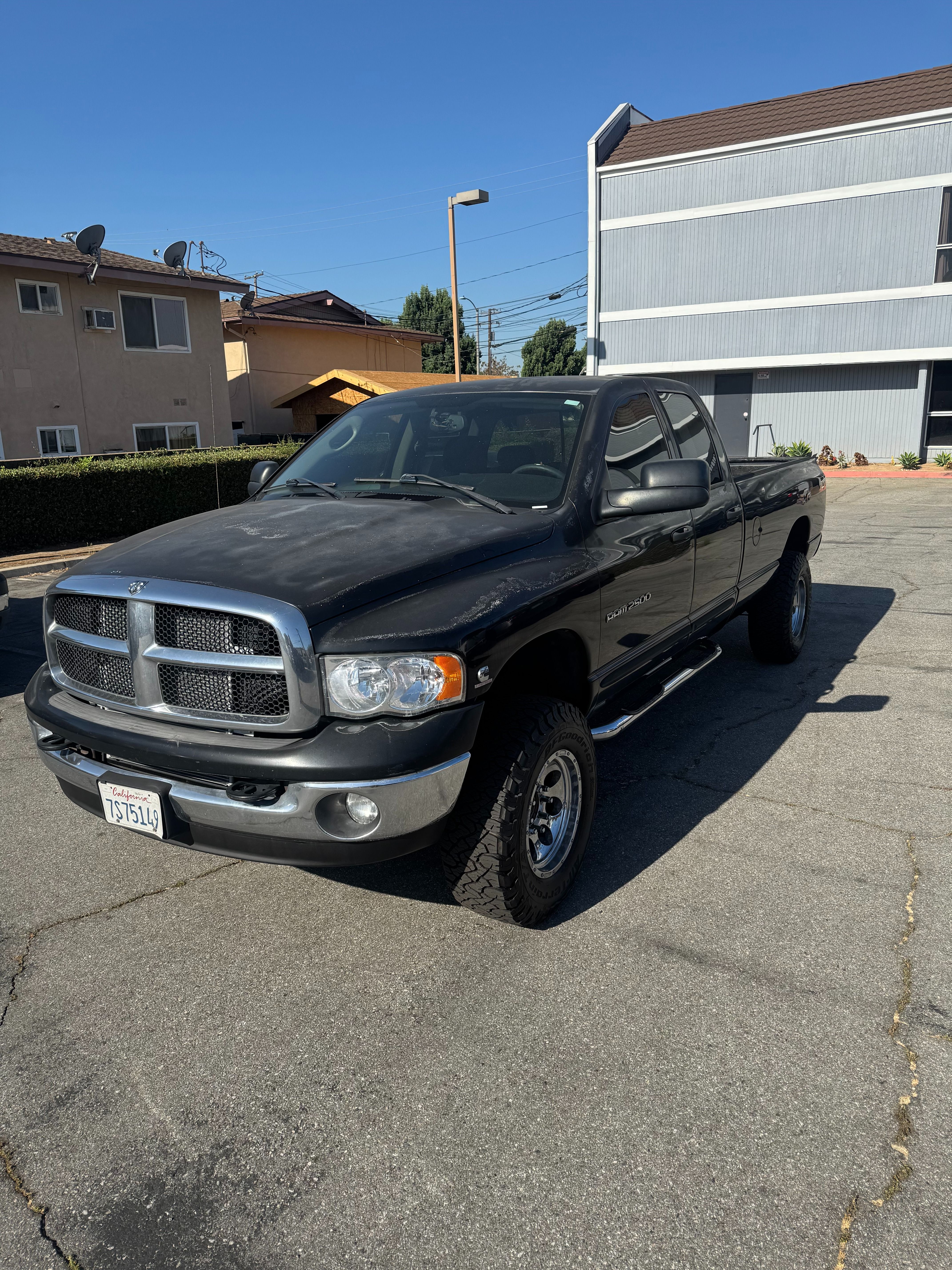 Used 2005 Dodge Ram 2500 Truck SLT w/ Quad Cab Big Horn Value Group AWD/4WD image 1