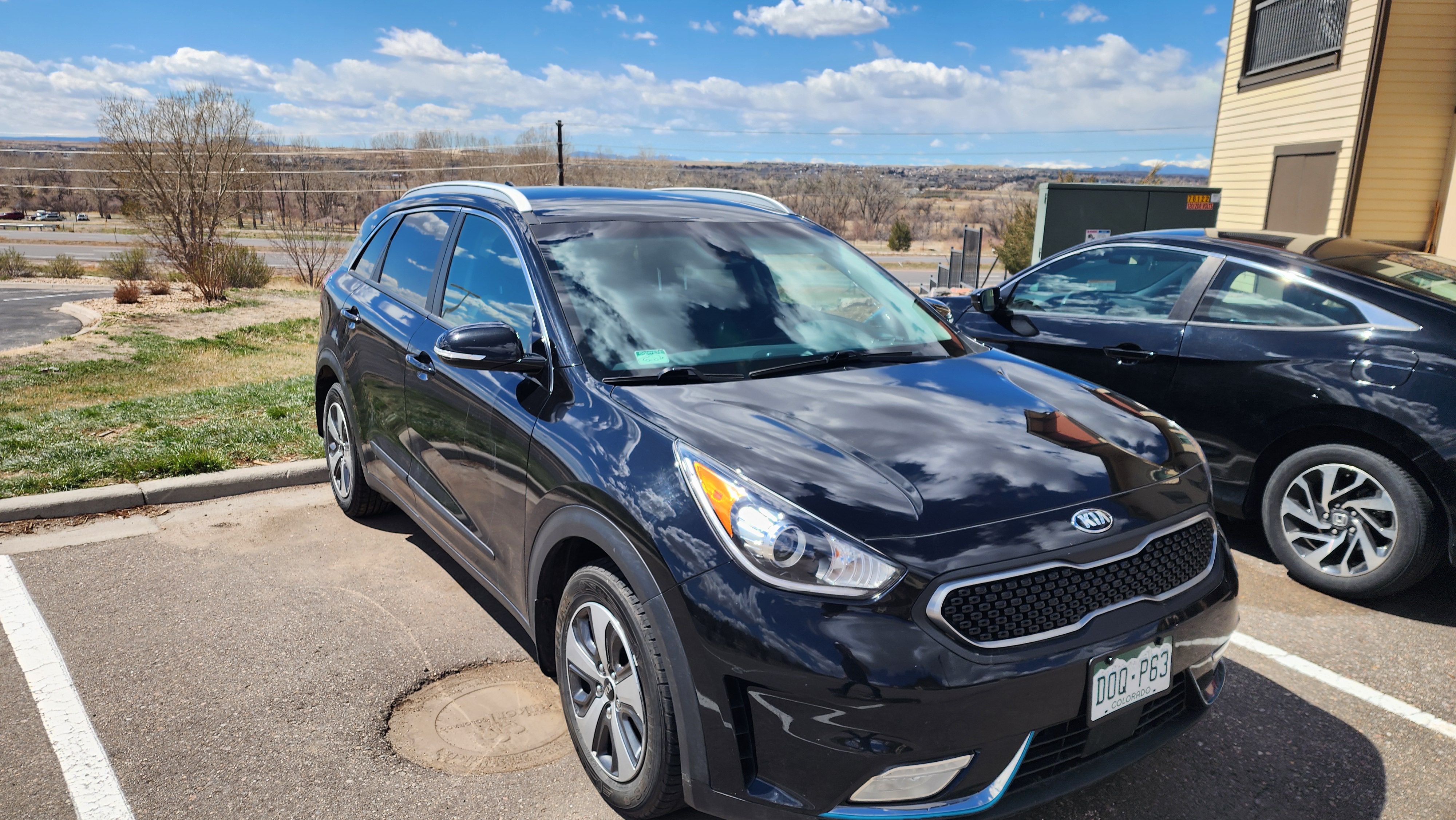 Used 2018 Kia Niro EX FWD image 4