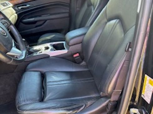Used 2012 Cadillac SRX Luxury image 14