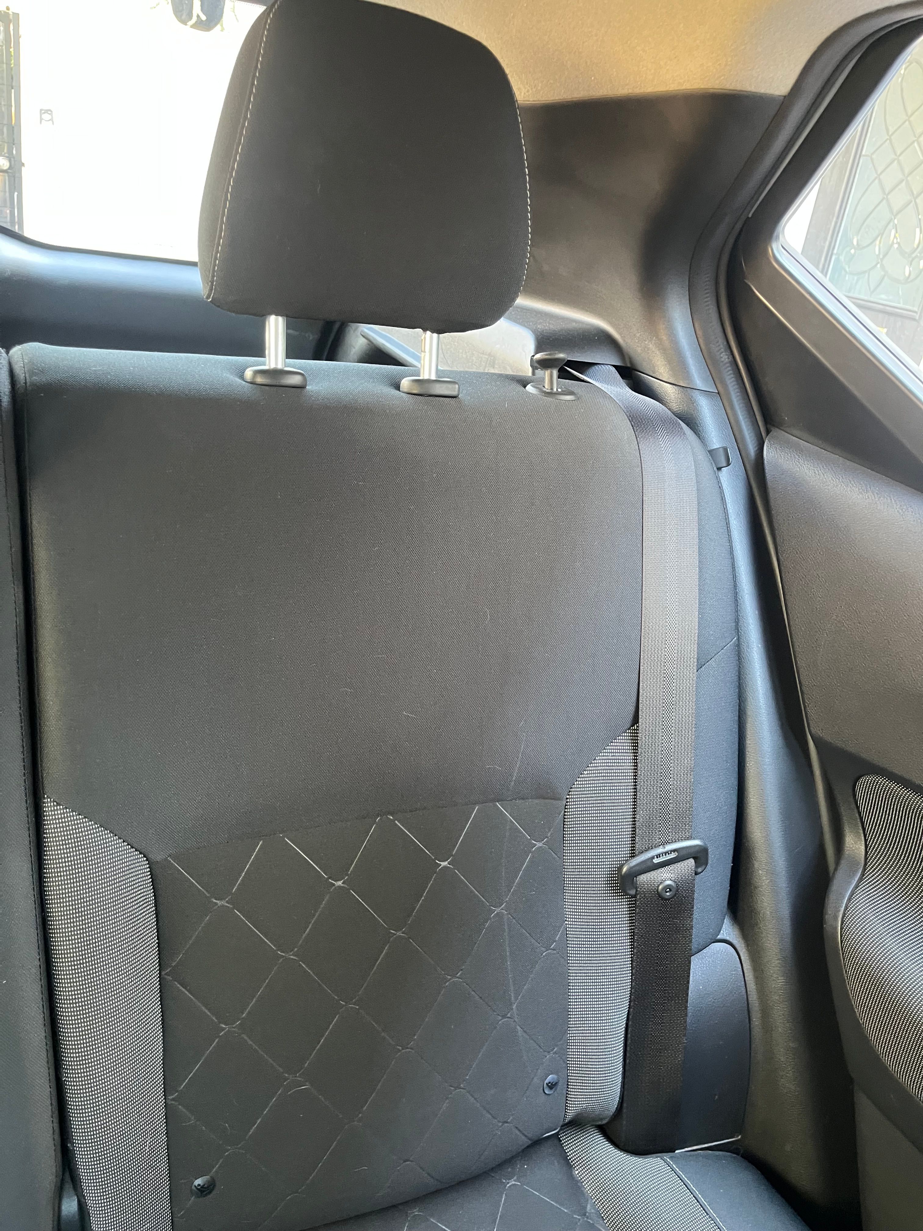 Used 2019 Nissan Kicks SV FWD image 21