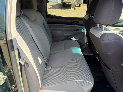 Used 2013 Toyota Tacoma 4x4 Double Cab w/ SR5 Pkg image 14