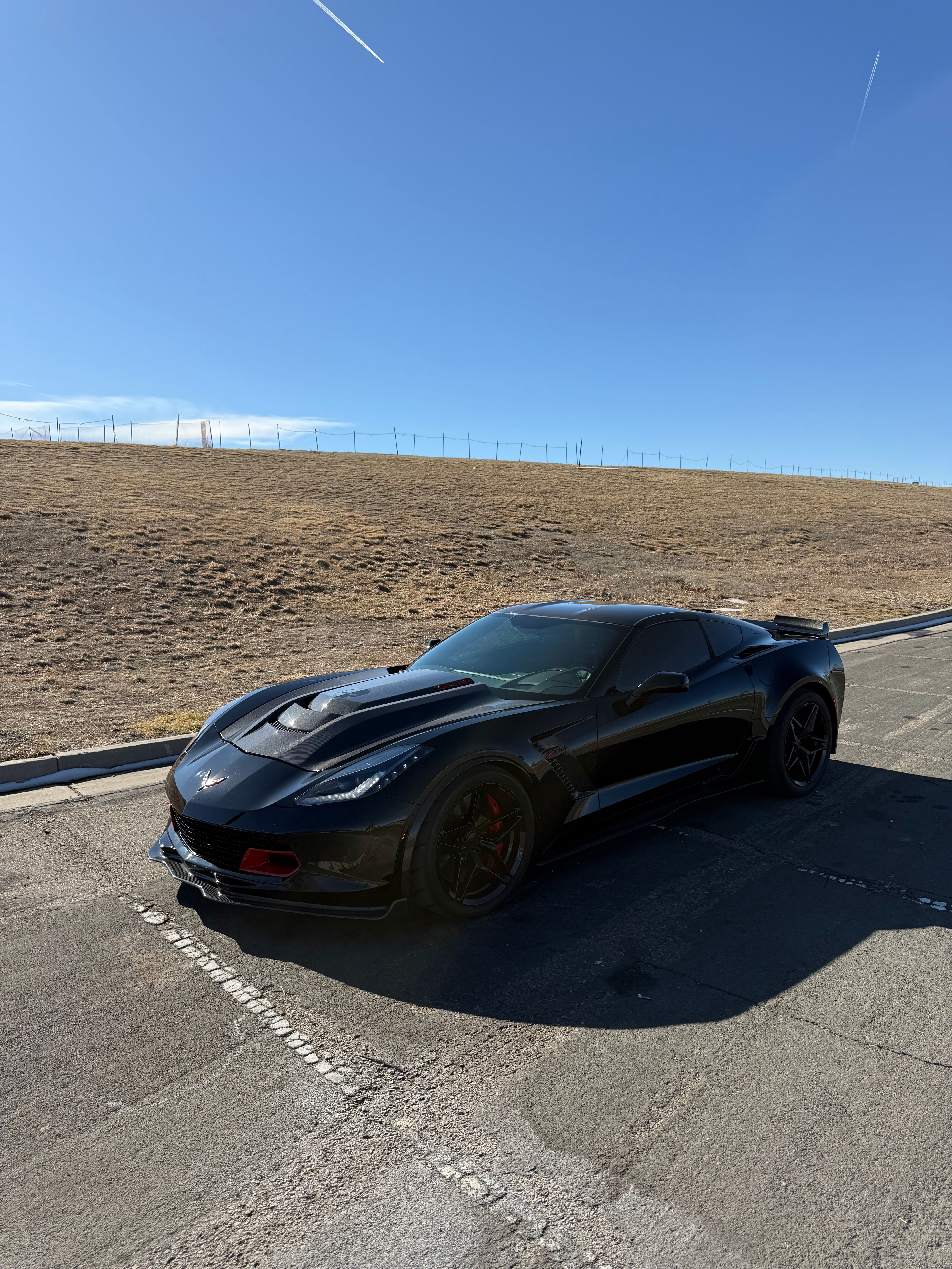 Used 2015 Chevrolet Corvette Z06 w/ Z07 Performance Package RWD image 1