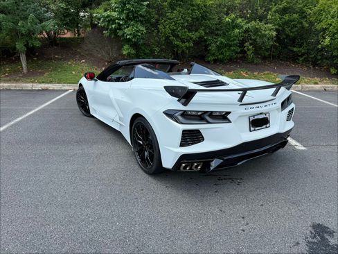 Used 2025 Chevrolet Corvette Stingray Preferred Conv w/ 2LT RWD image 4