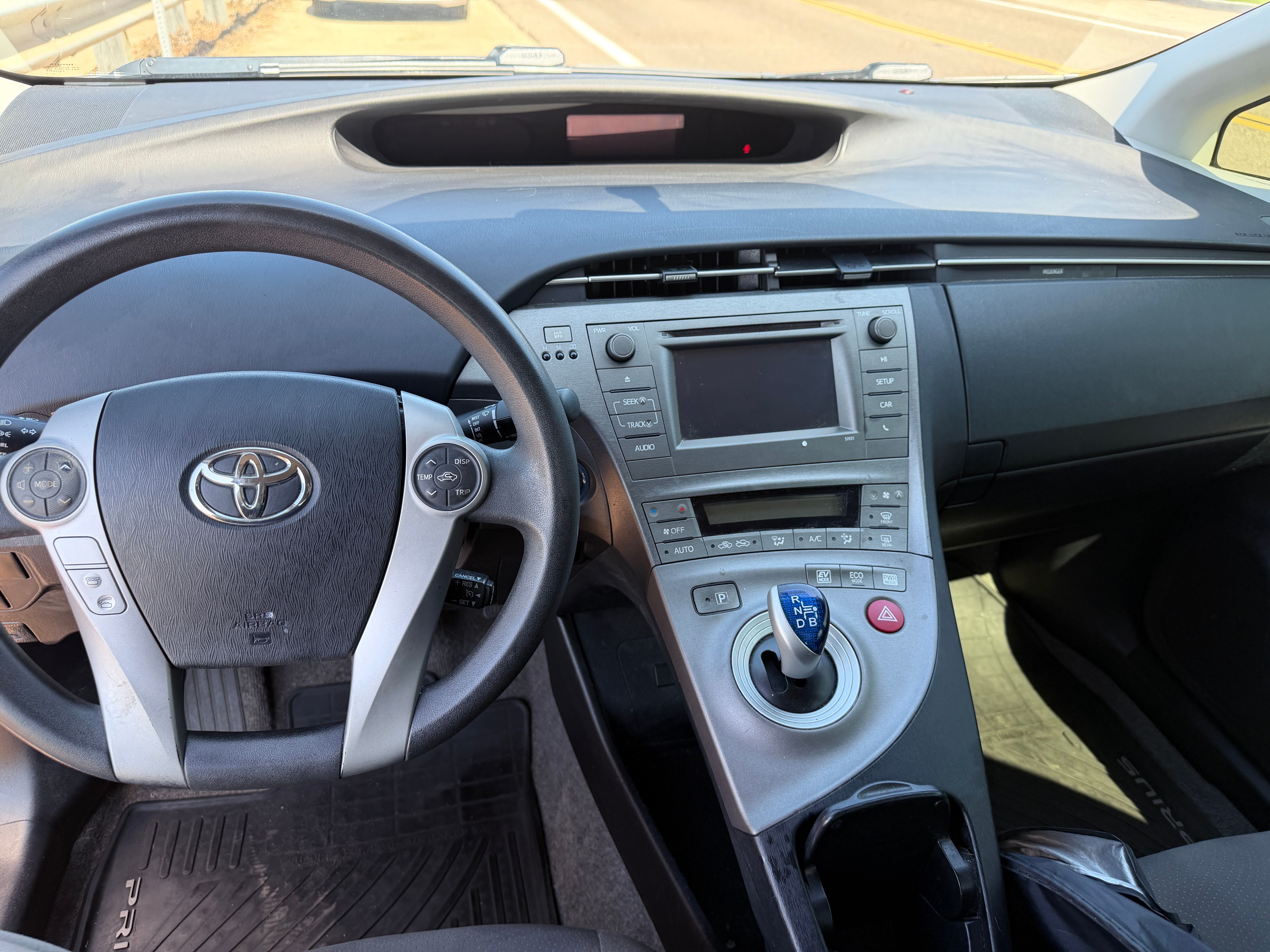 Used 2013 Toyota Prius Two FWD image 10