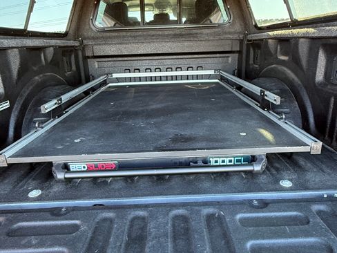 Used 2021 Ford F250 XLT w/ XLT Premium Package image 12