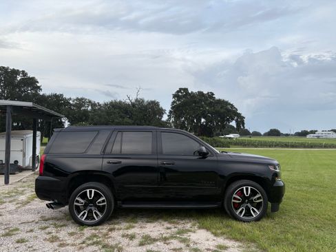 Used 2020 Chevrolet Tahoe Premier w/ RST 6.2L Performance Edition AWD/4WD image 6