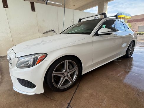 Used 2017 Mercedes-Benz C 300 Sedan image 2