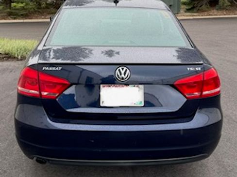 Used 2014 Volkswagen Passat 1.8T SE FWD image 8