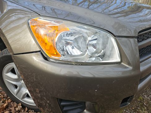 Used 2012 Toyota RAV4 Sport Utility 4D w/ Value Pkg image 24