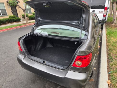 Used 2007 Toyota Corolla CE image 10