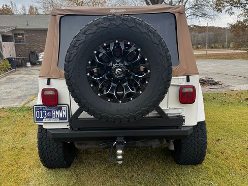 Used 2002 Jeep Wrangler Sahara image 4