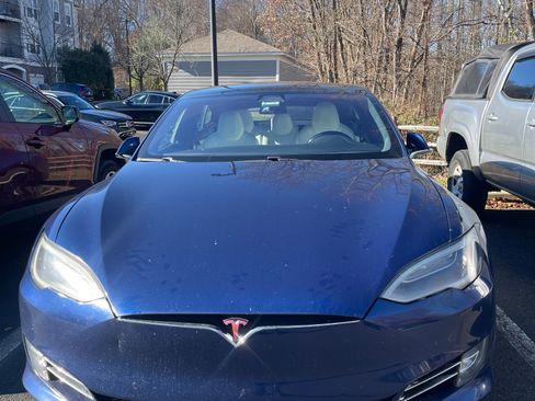 Used 2017 Tesla Model S 75 image 1