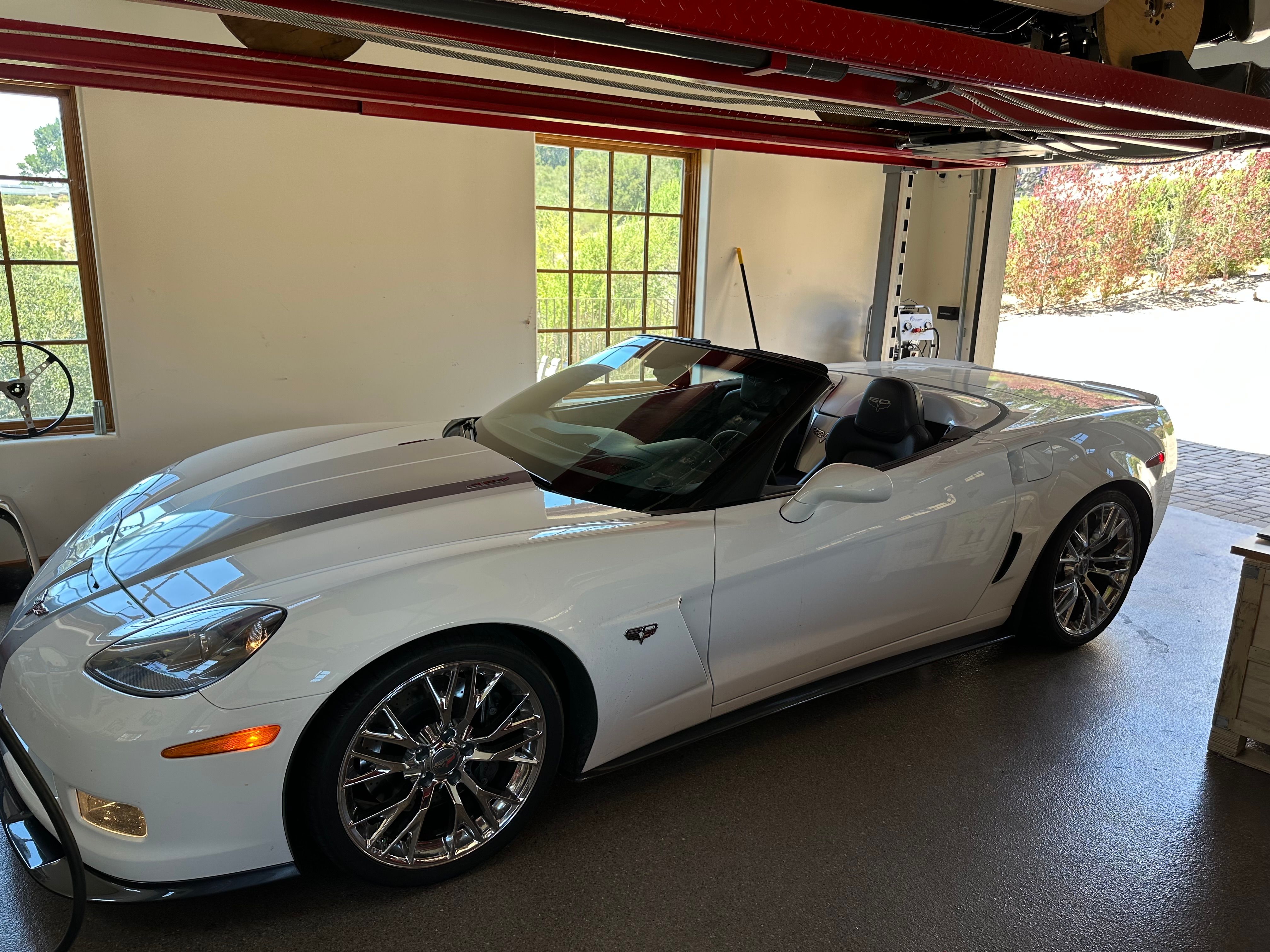 Used 2013 Chevrolet Corvette 427 w/ 1SC Preferred Equipment Group RWD image 1