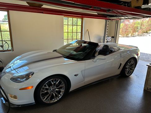 Used 2013 Chevrolet Corvette 427 w/ 1SC Preferred Equipment Group RWD image 1
