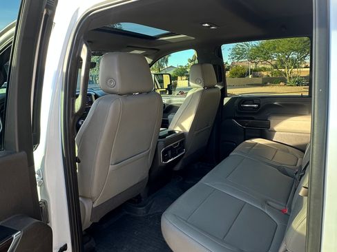 Used 2020 GMC Sierra 2500 SLT w/ SLT Premium Plus Package image 6