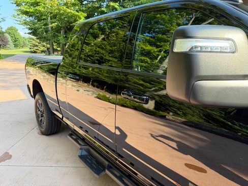 Used 2023 RAM 2500 Laramie w/ Night Edition AWD/4WD image 4