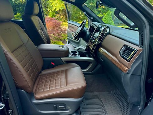 Used 2021 Nissan Titan Platinum Reserve w/ Off Road Protection Package AWD/4WD image 19