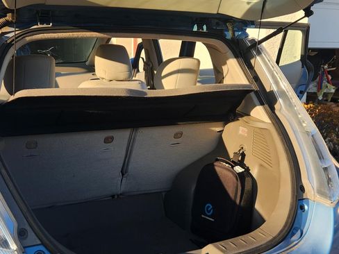 Used 2013 Nissan Leaf SV w/ LED & Quick Charge Pkg image 15