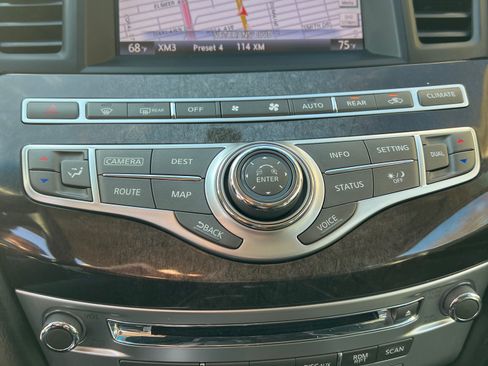 Used 2013 INFINITI JX35 FWD w/ Premium Pkg image 18