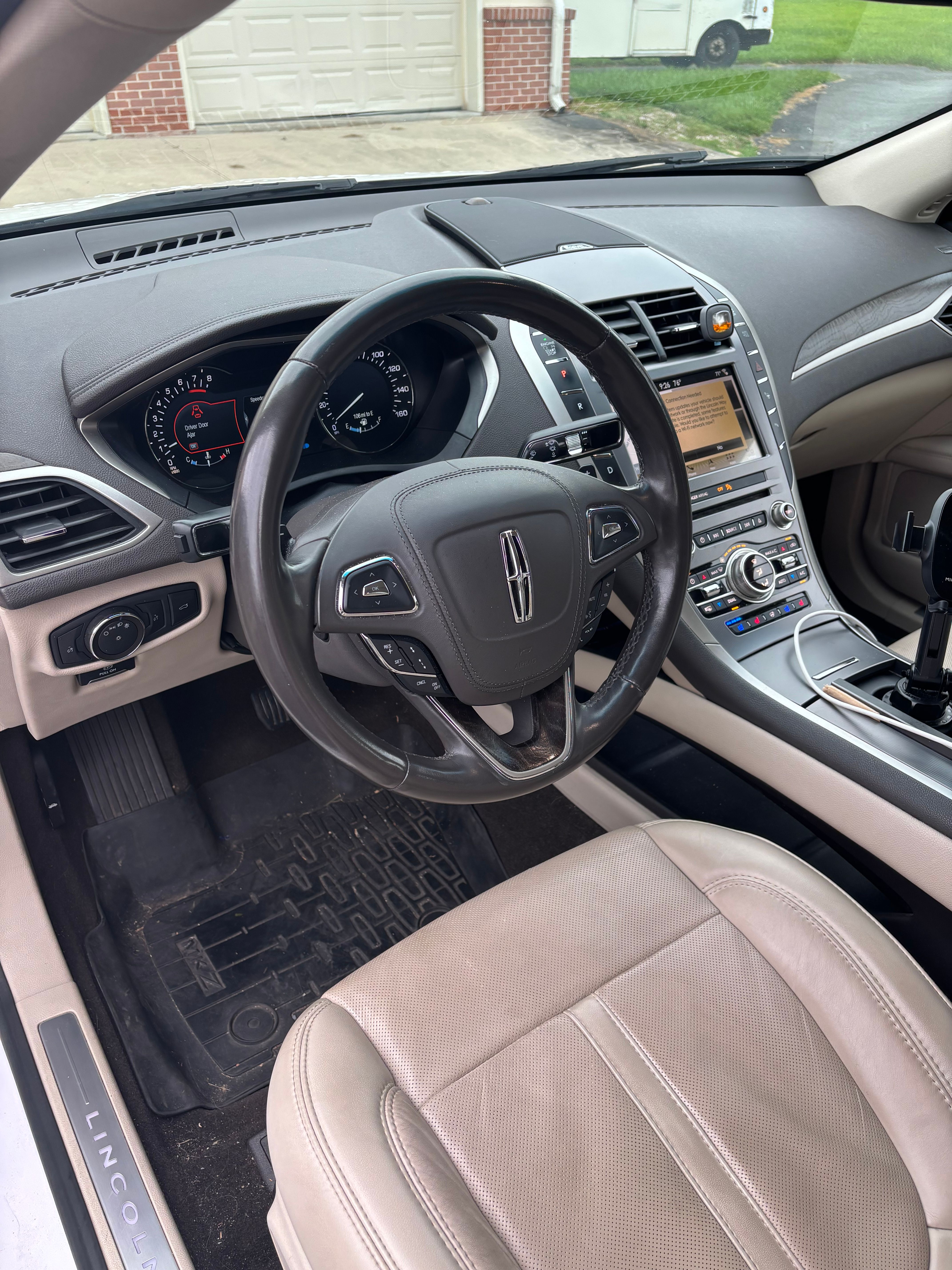 Used 2019 Lincoln MKZ Reserve AWD/4WD image 22